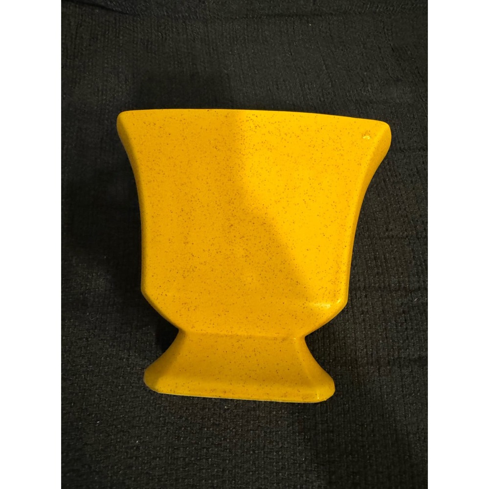 McCoy Floraline‎ yellow vase  453